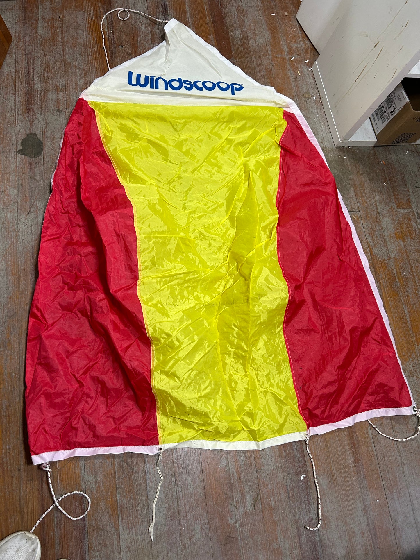 Yellow and Red Windscoop