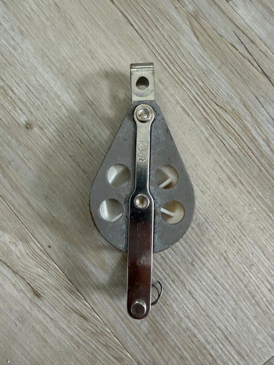 Schaefer 2" Sheave Fixed Single Block With Becket - 3/8" Line
