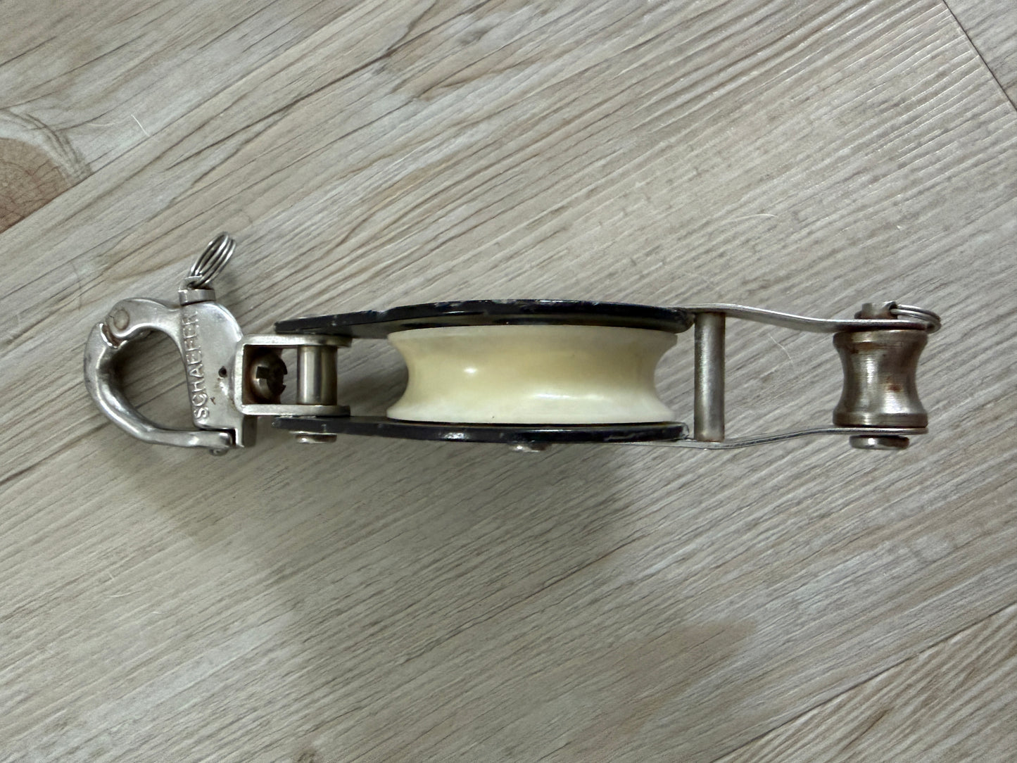 Schaefer 2" Sheave Single Swivel Block With Snap Shackle & Becket - 3/8" Line