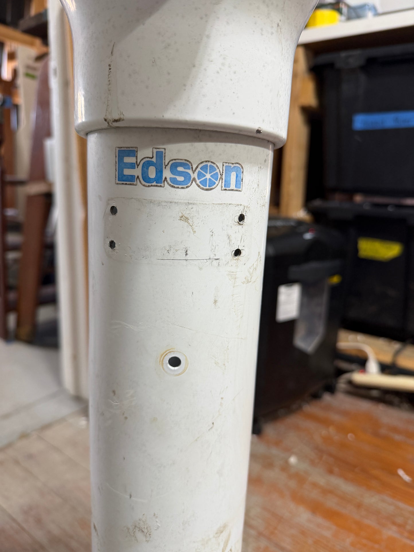 Edson Pedestal - 30" Tall - Serial Number 44870