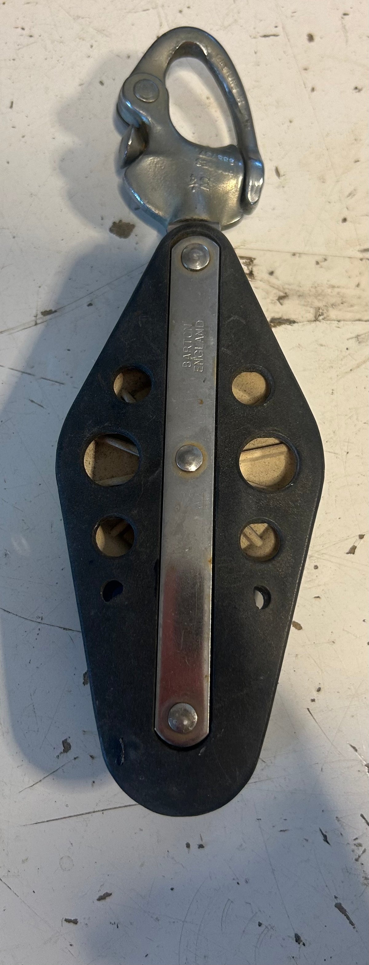 Barton Fiddle Block with swivel shackle