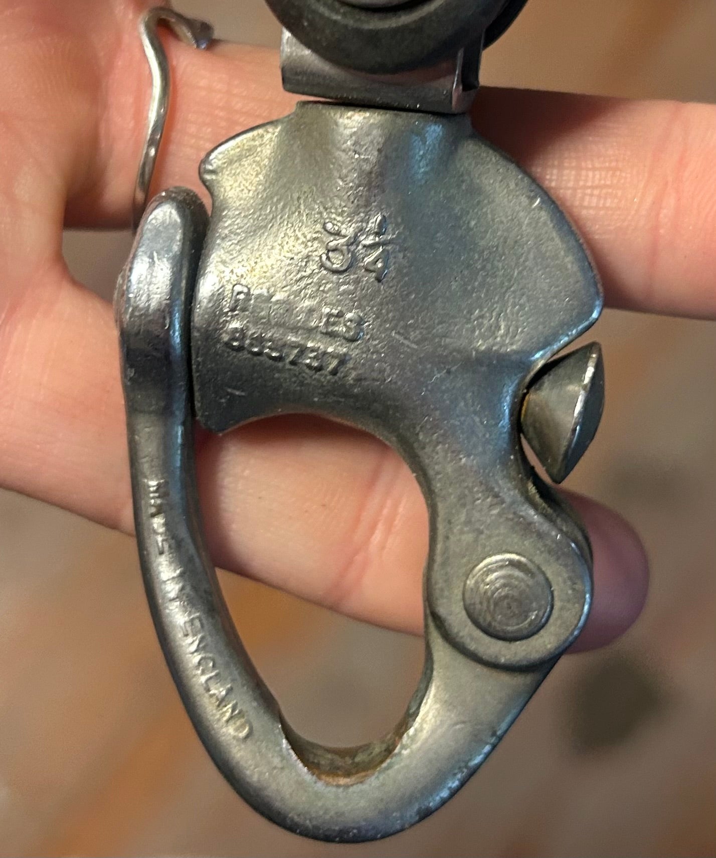 Barton Fiddle Block with swivel shackle