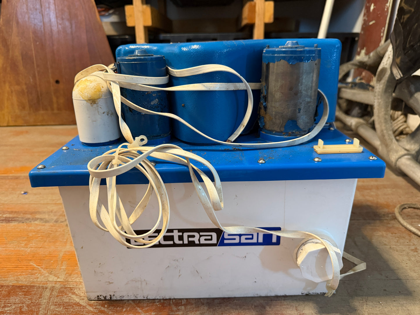 Lectra San Sanitation Device With Control