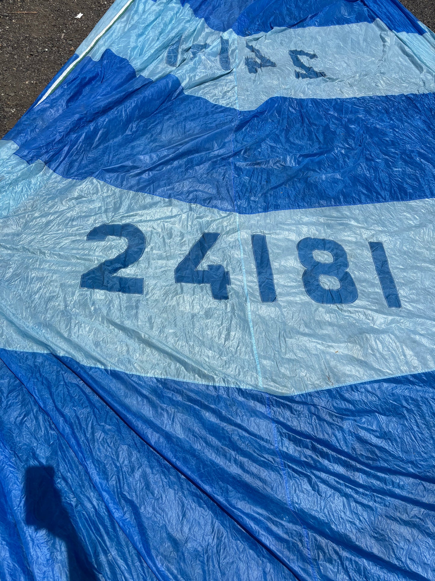 Hunter 28.5 Spinnaker - 37’10” x 37'10” x 20’4”