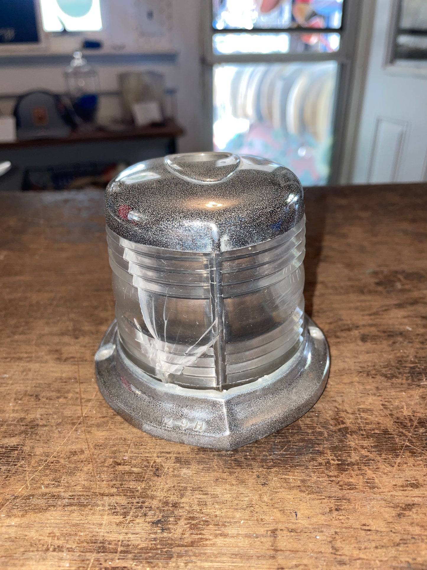 Perko Deck Mount Navigation Light - NEEDS NEW LENS