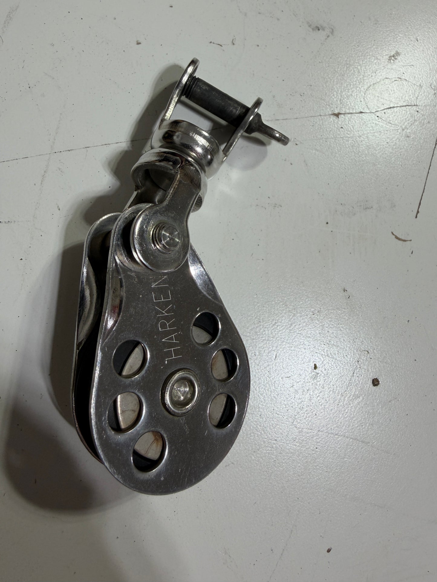 Harken 1 1/2" Wire Swivel Sheave Block - 3/16"