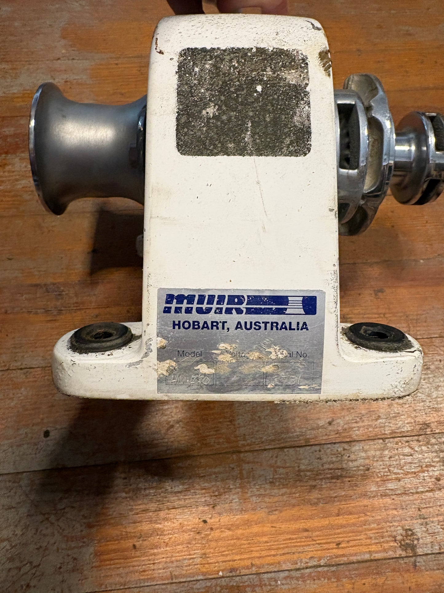 Muir Manual Windlass