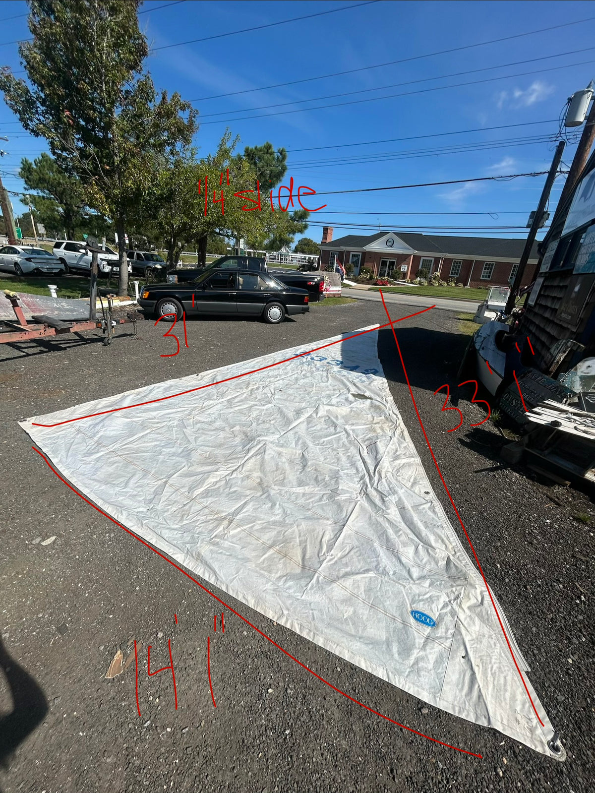 Hood #3 Head Sail 33’1” x 31’1” x 14’1”