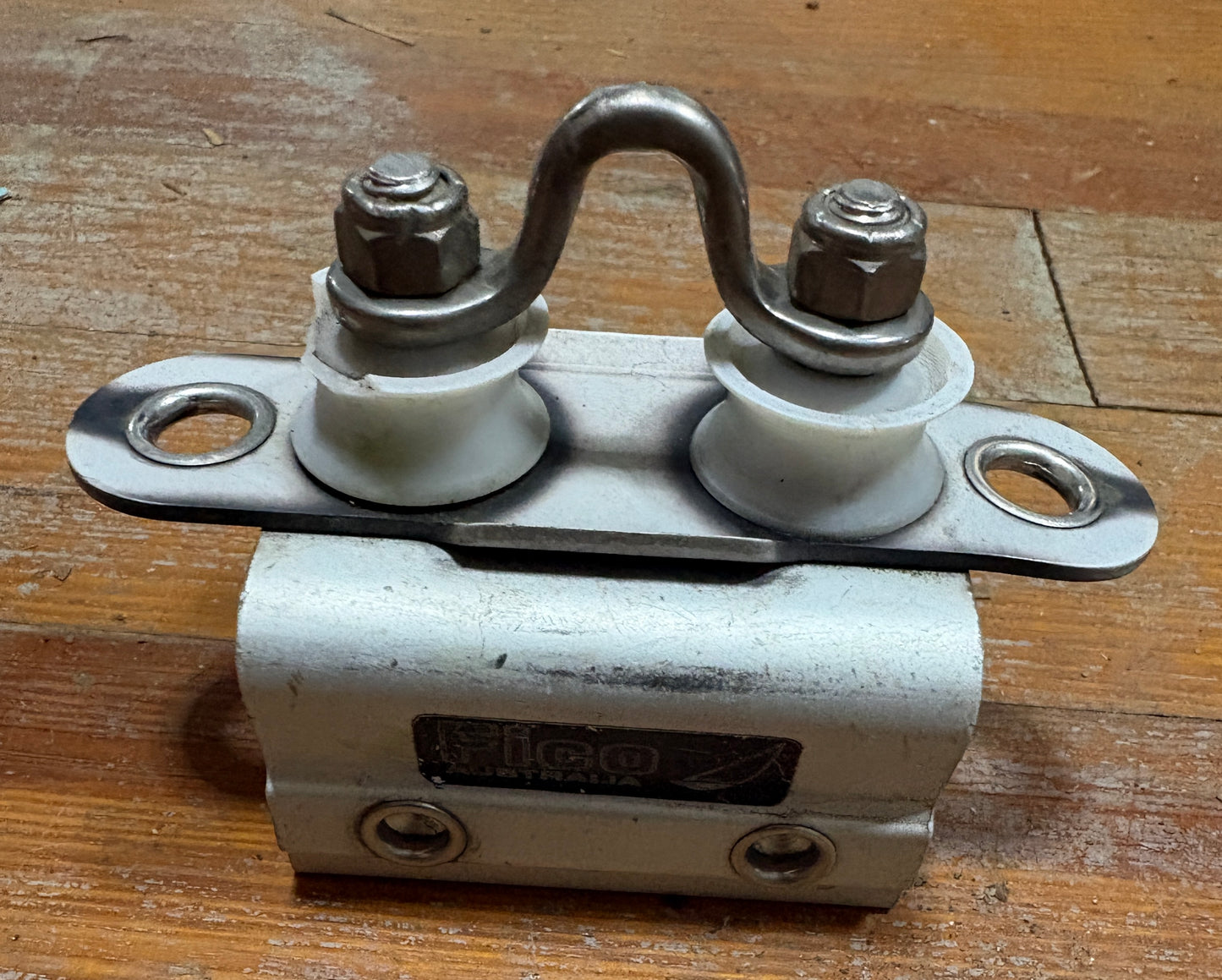 Fico Traveler for 1 1/4" Track