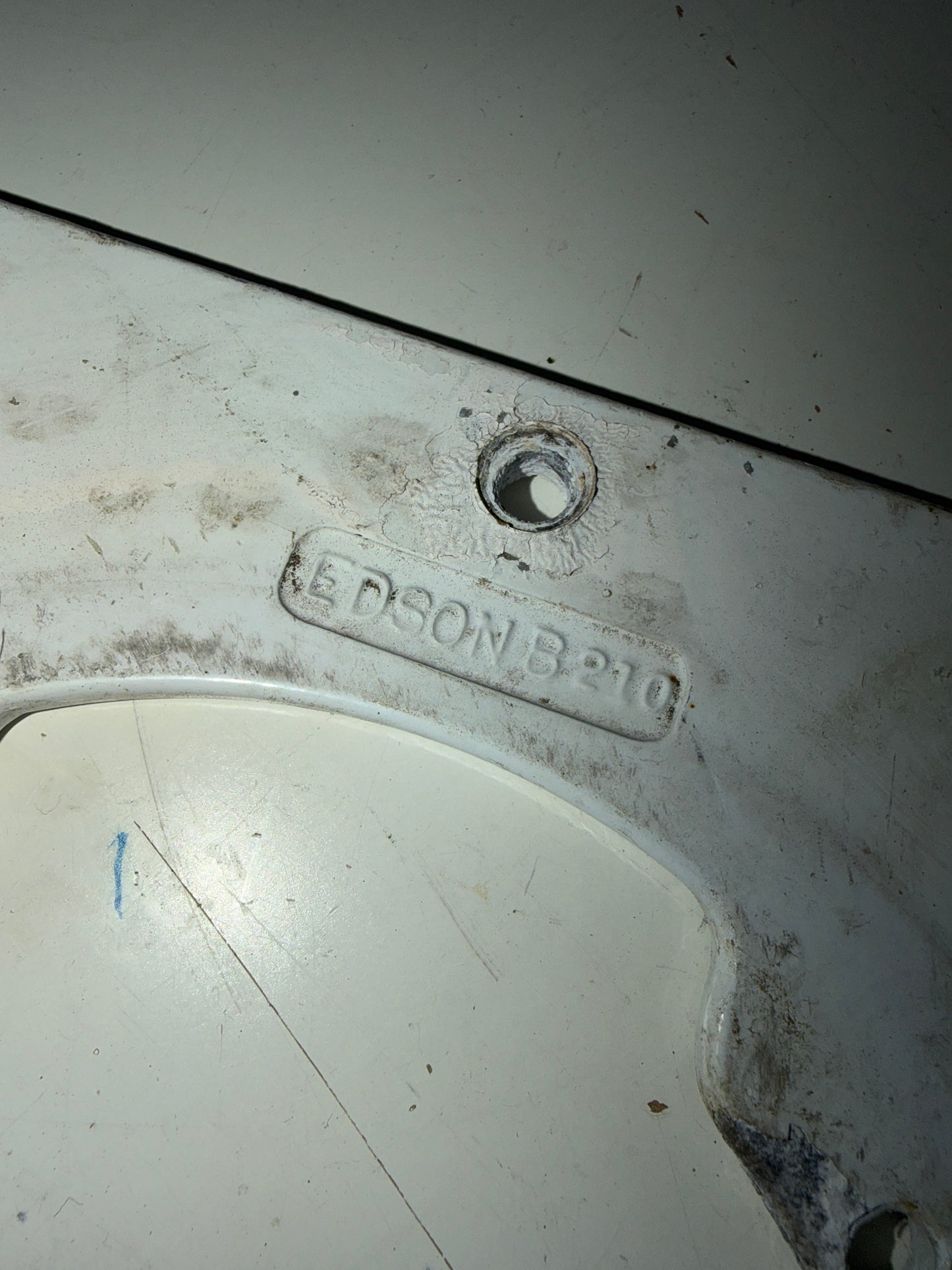 Edson B210 Pedestal Top Plate