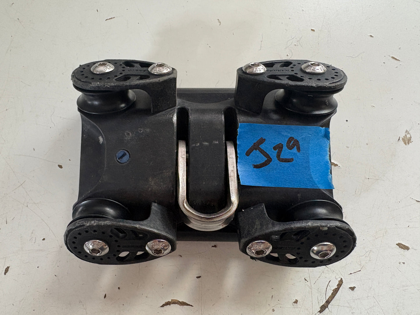 Harken Captive -Bearing Traveler Car for 1" Track from J29