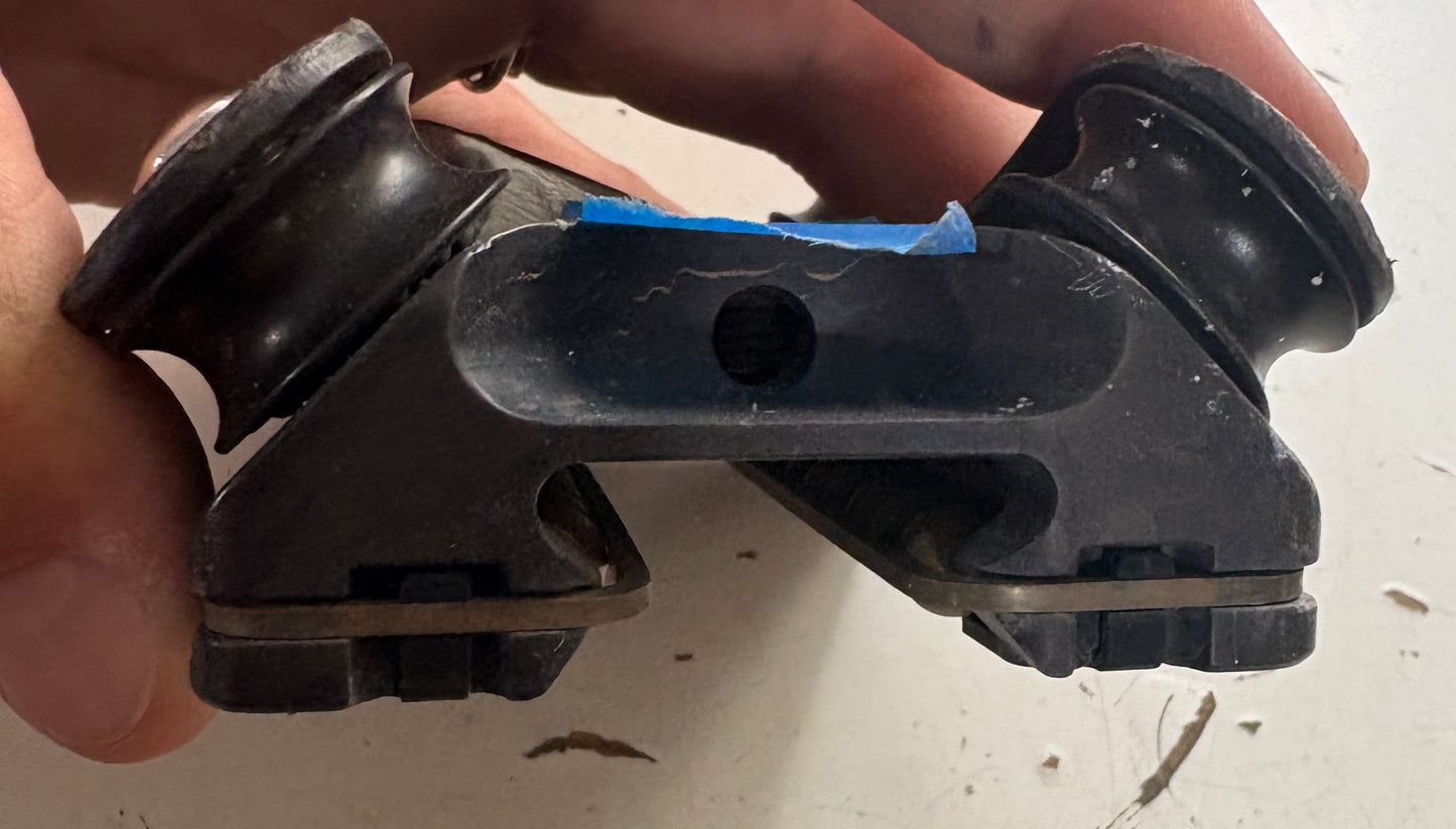 Harken Captive -Bearing Traveler Car for 1" Track from J29