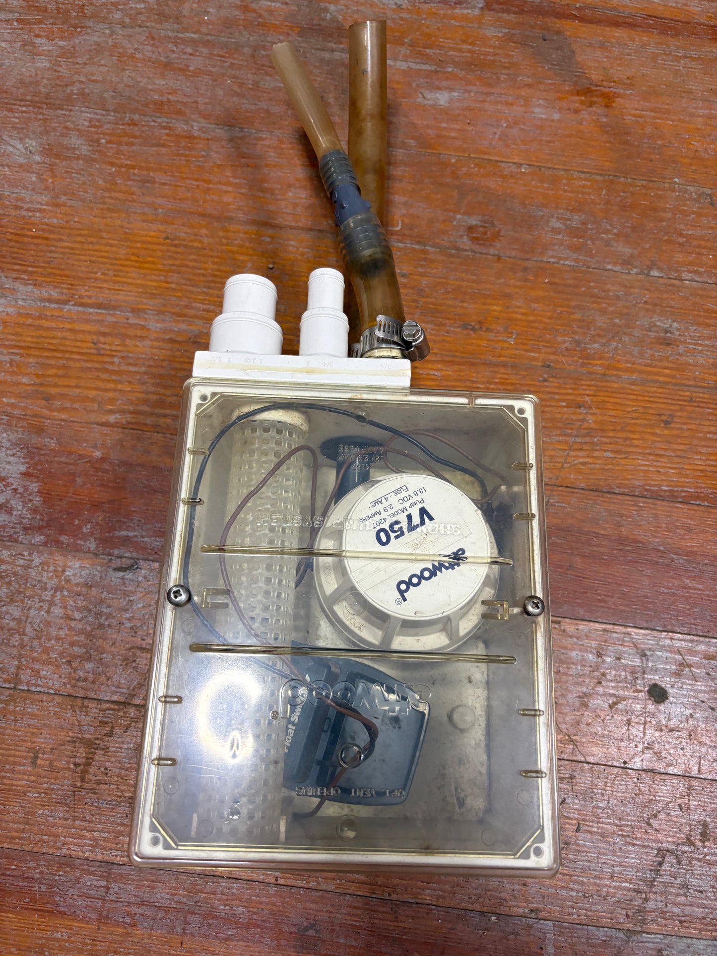 Atwood V750 Shower Pump Model 4207 13.6 VDC