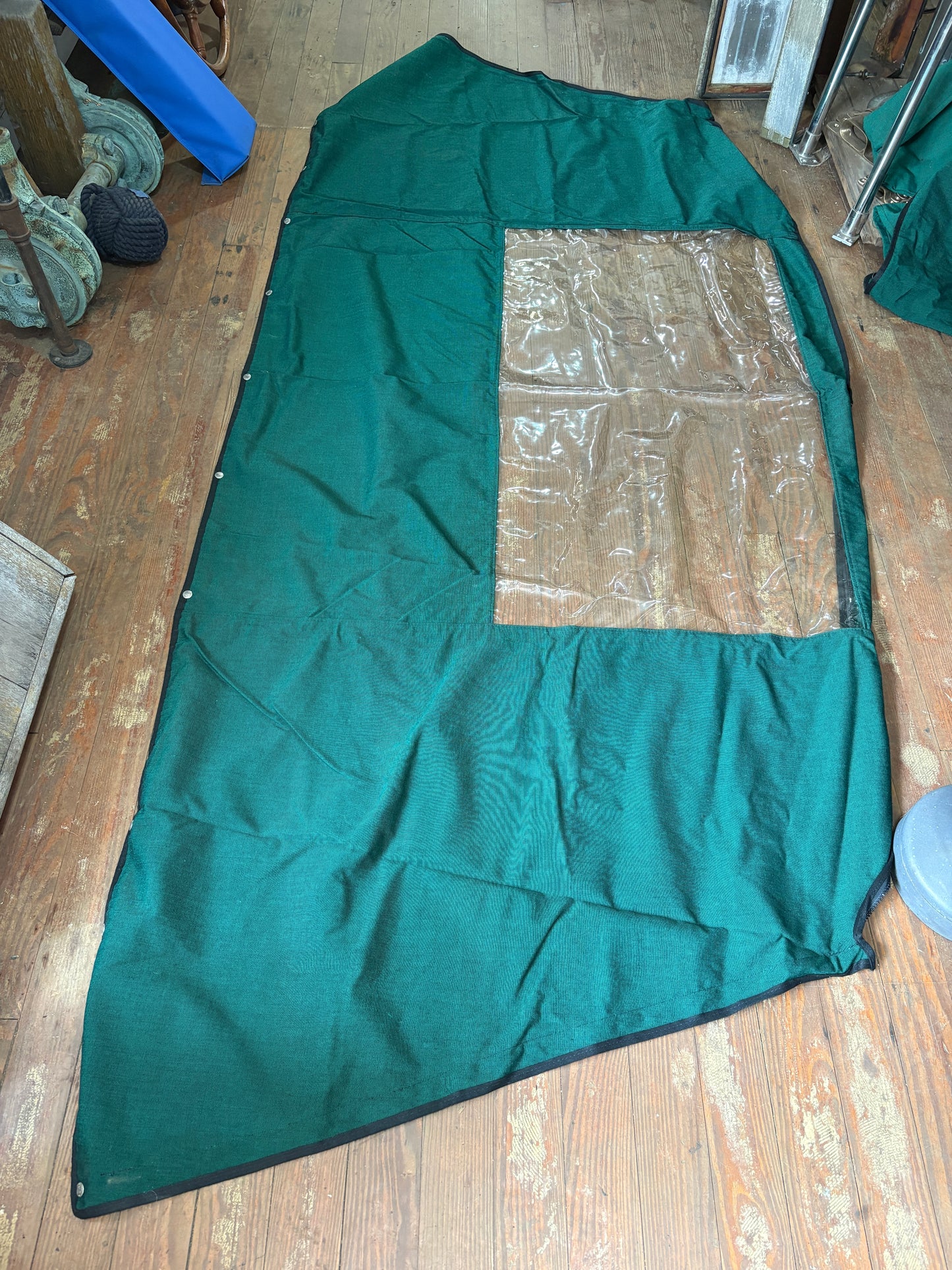 Canvas lot from a Sea Ray 290