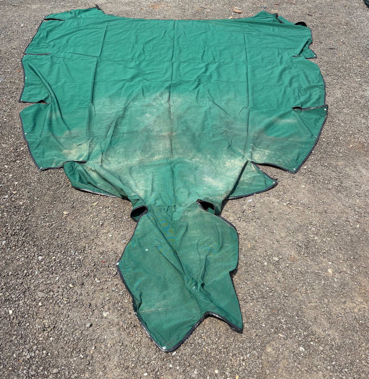 Canvas lot from a Sea Ray 290