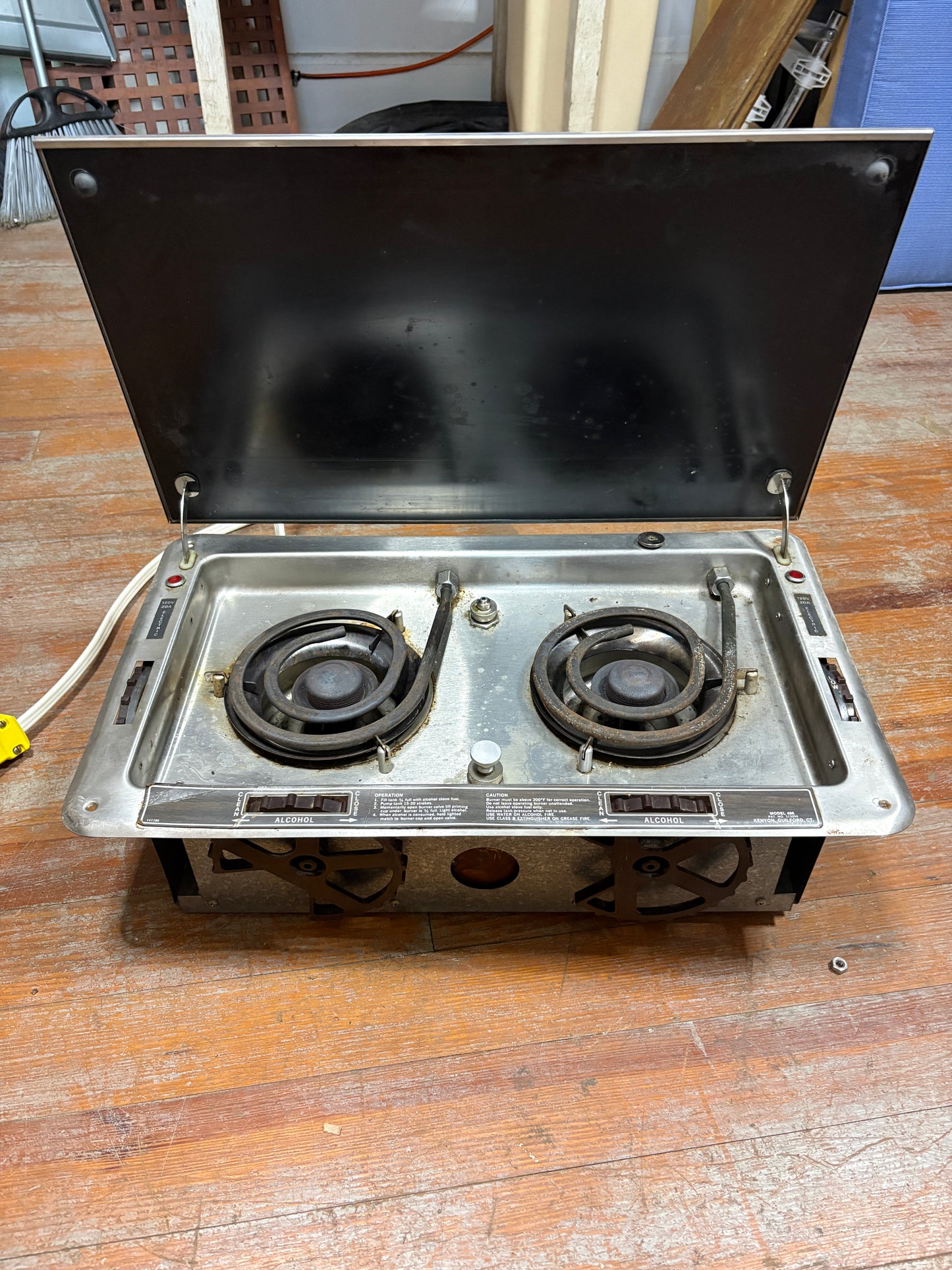 Kenyon Double Burner alcohol electric stove Model 406 For 120V AC