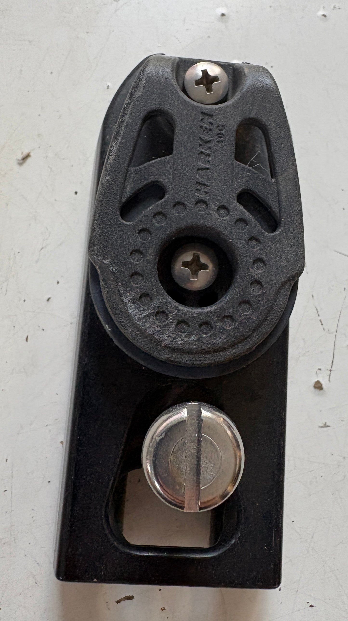 Harken ALI040 Cheek Block Track Car / Traveler Ends from J29 1 1/4" track PAIR