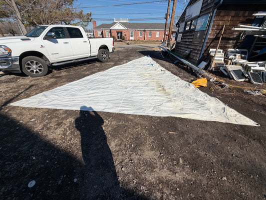 Pearson 30 Sail - 33' x 32'3" x 18'9"