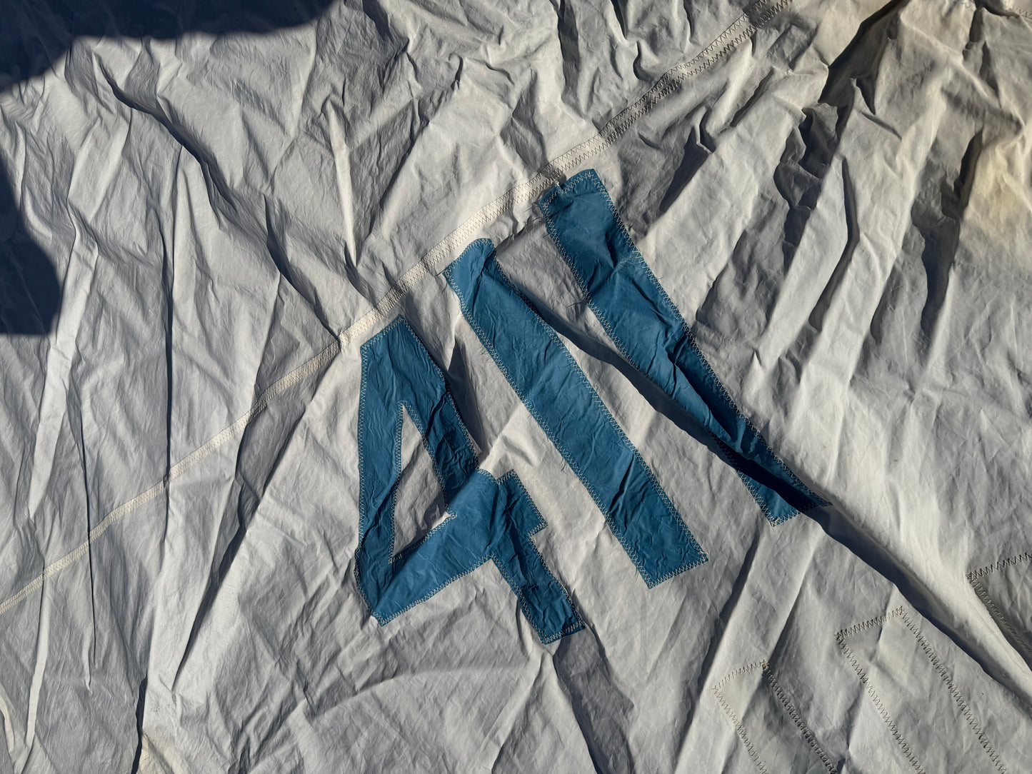 Pearson 30 Sail - 33' x 32'3" x 18'9"