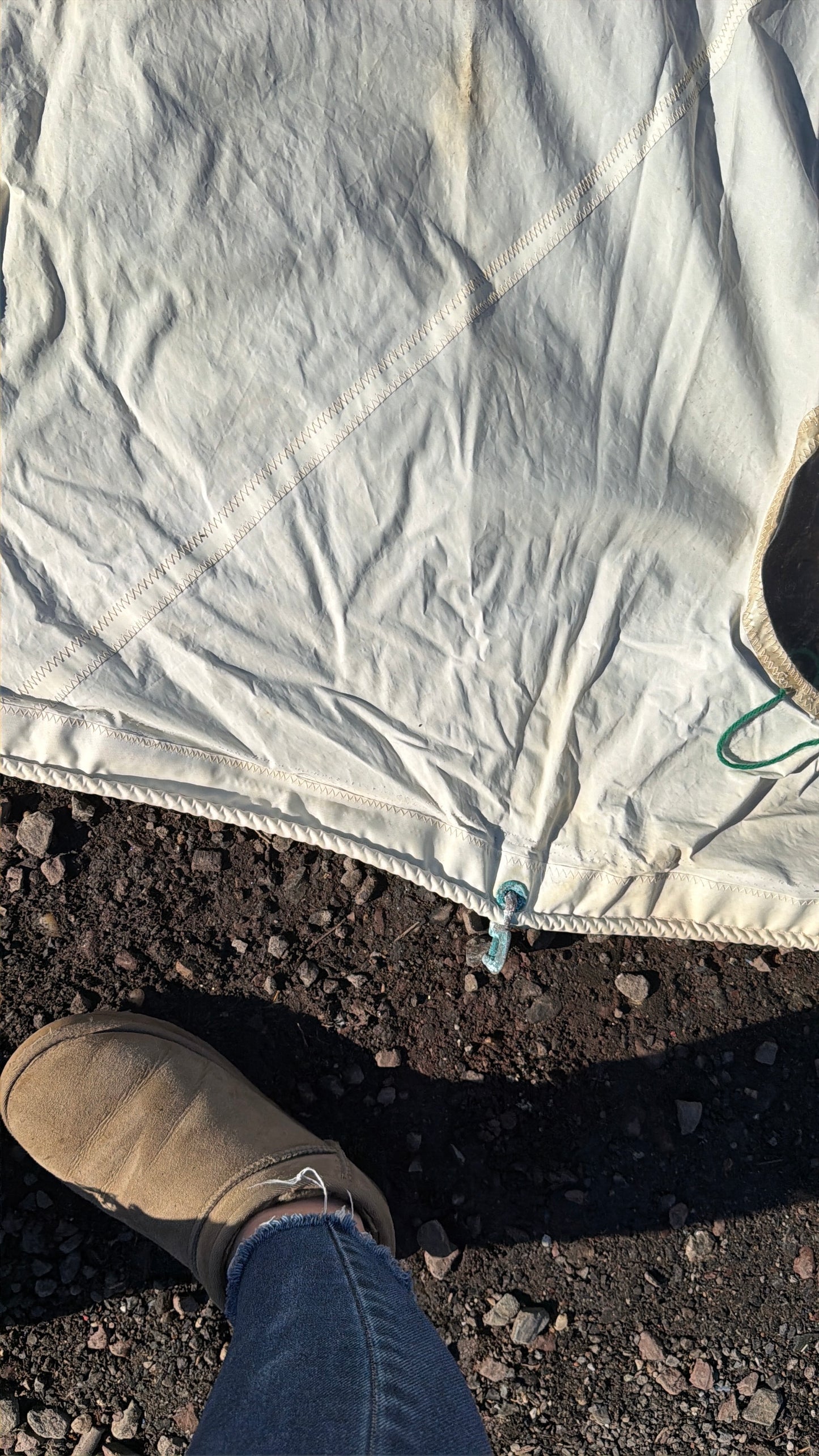 Pearson 30 Sail - 33' x 32'3" x 18'9"