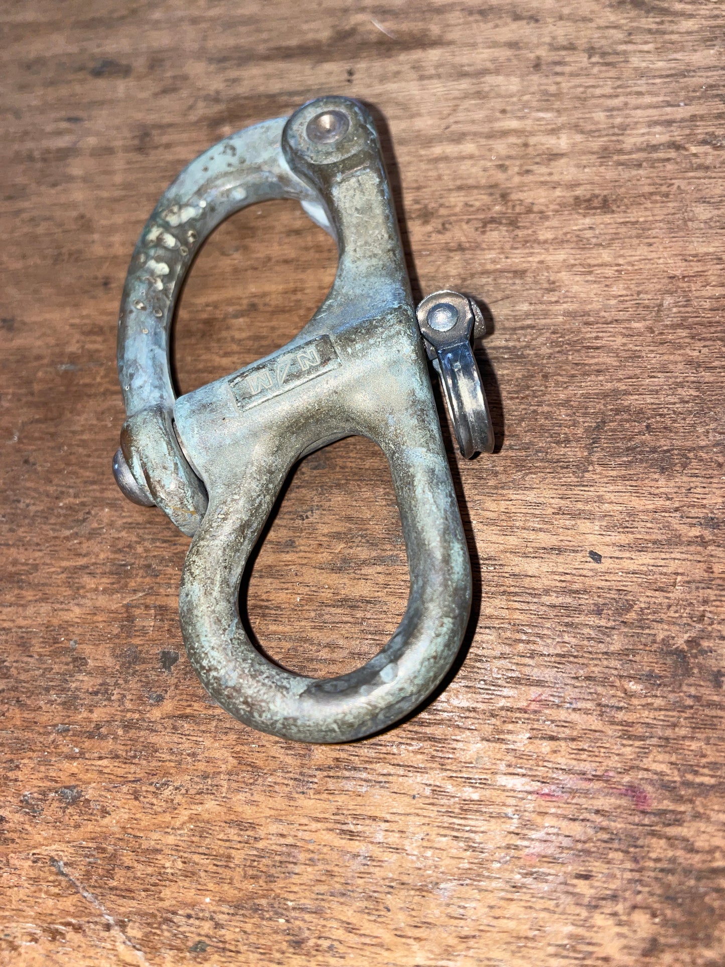 Nicro Marine 3/4” Vintage Bronze Fixed Shackle