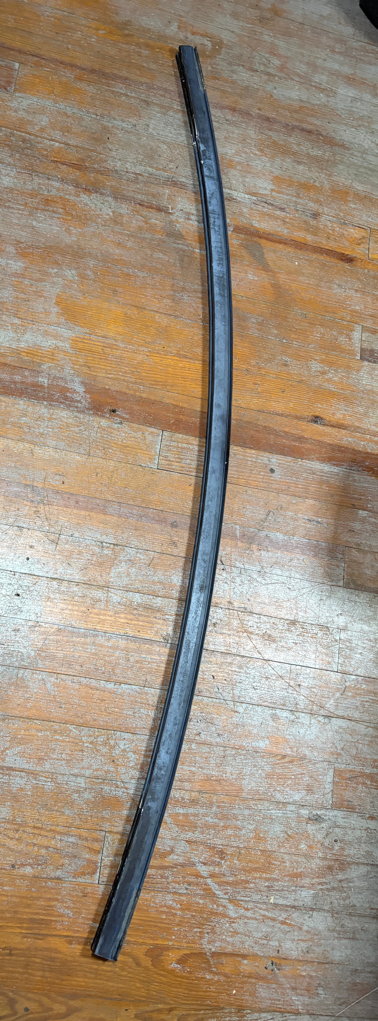 Black Aluminum Bow Traveler / Track 72.5" long 1" track 1 5/8" height