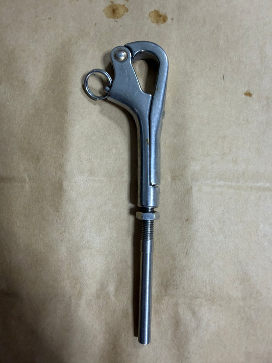 Quick Release Pelican Hook With Terminal