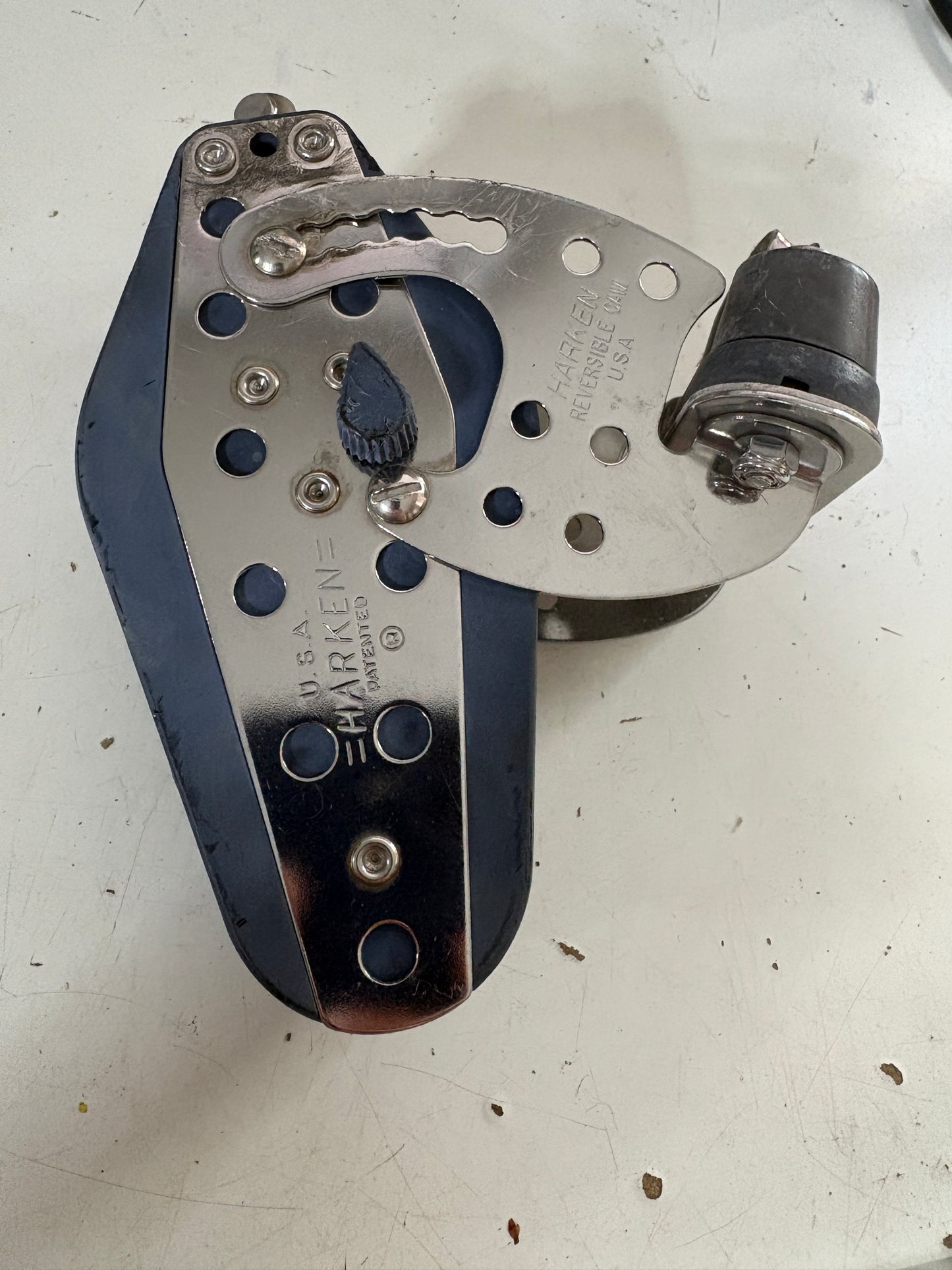 Harken Midrange Fiddle Hexaratchet Block with Cam Cleat 3" model