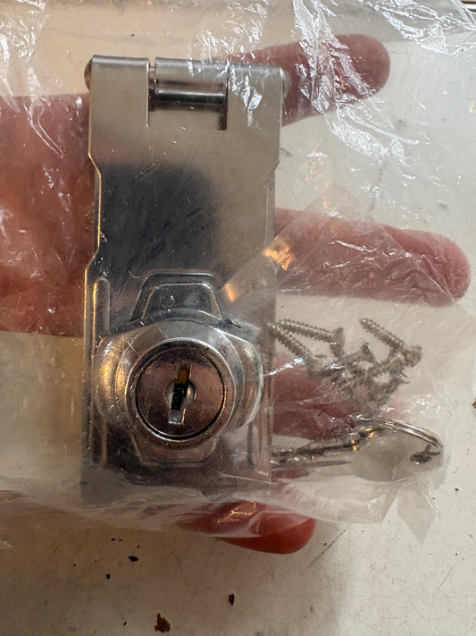 3 1/2" Keylocking Hasp Zinc Plated Brainerd B5130