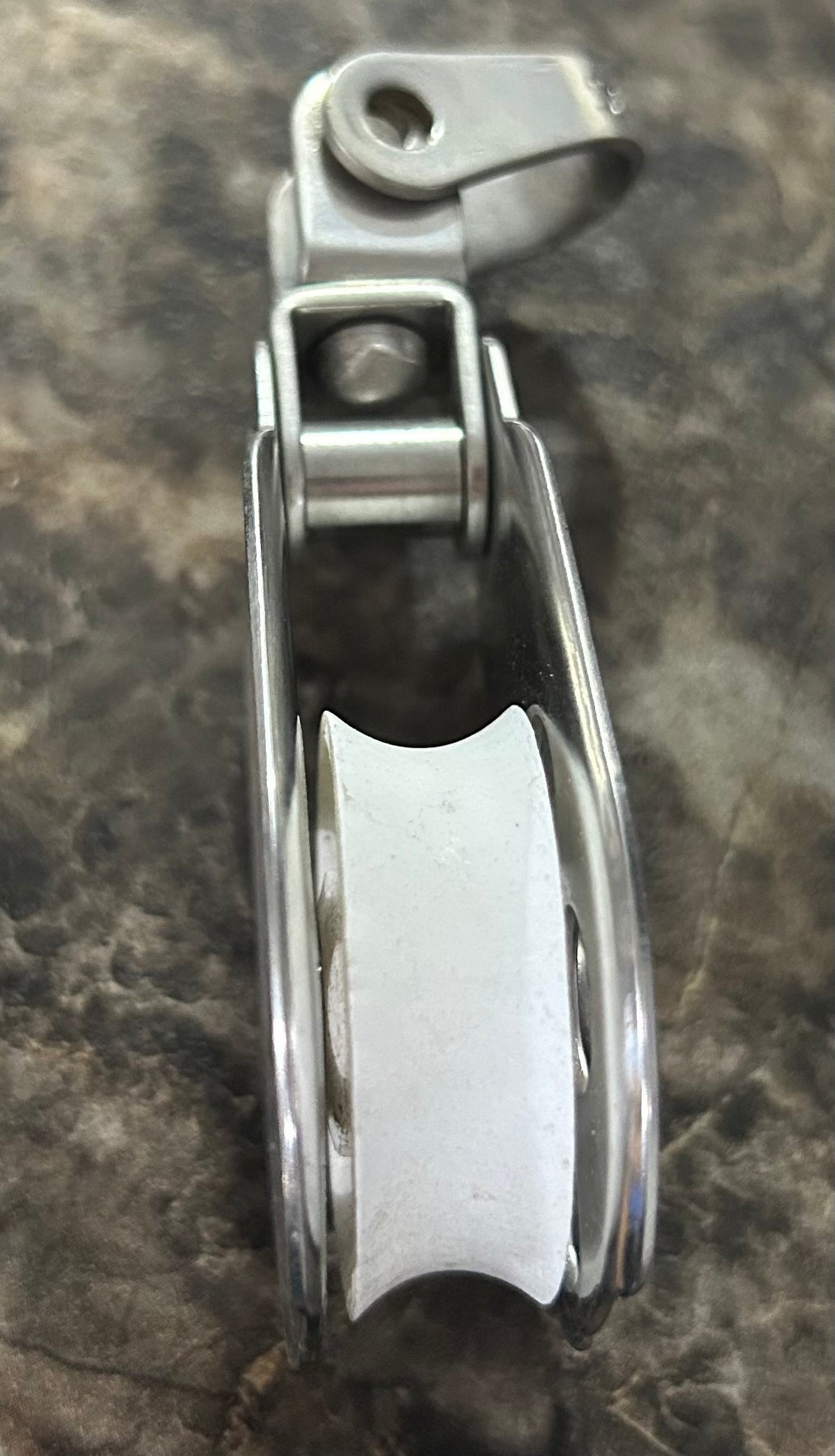 Small Schaefer Block - 1 1/4" sheave - 3/8" line max