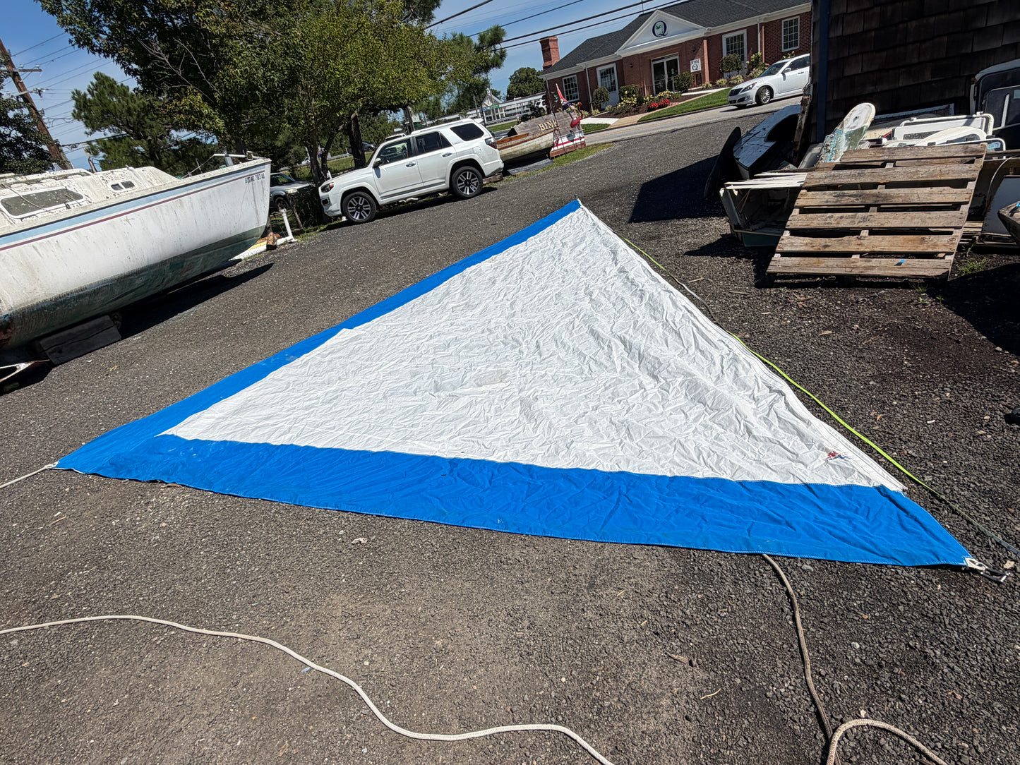 28'8" Luff x 26'9" Leech x 15'11" Foot - 3/8" Slide - Roller Furling Sail - Balboa Recreational 26'