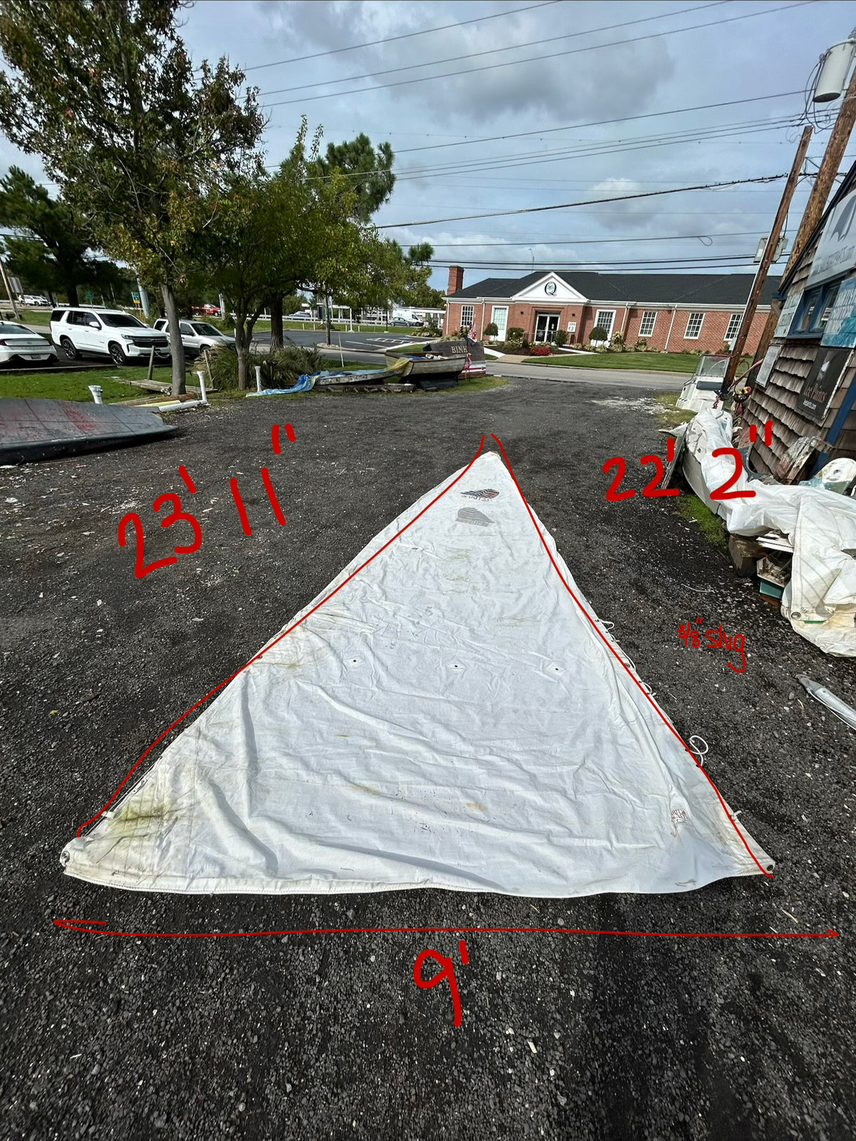Spirit 23 Sail - 23’11” x 22’2” x 9’