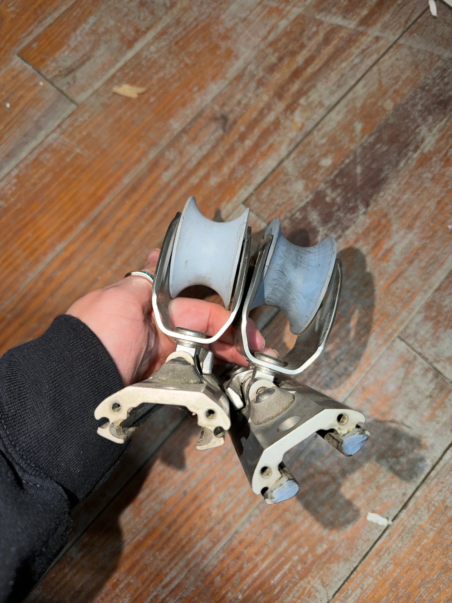 PAIR Lewmar Pull Top Sheet Block For 1” Track - One Is Missing the Slide