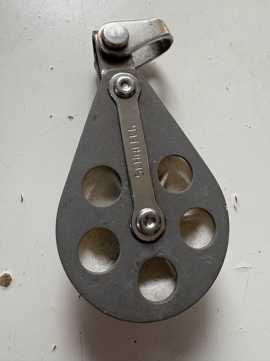 Schaefer 2” Sheave Single Fixed Block & shackle