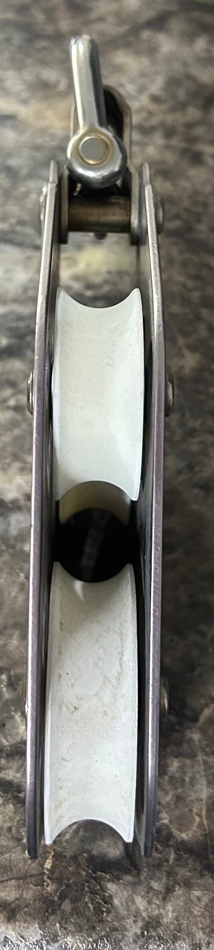Aluminum Schaefer Triple Fiddle Block W/ Shackle - 5/8" Line