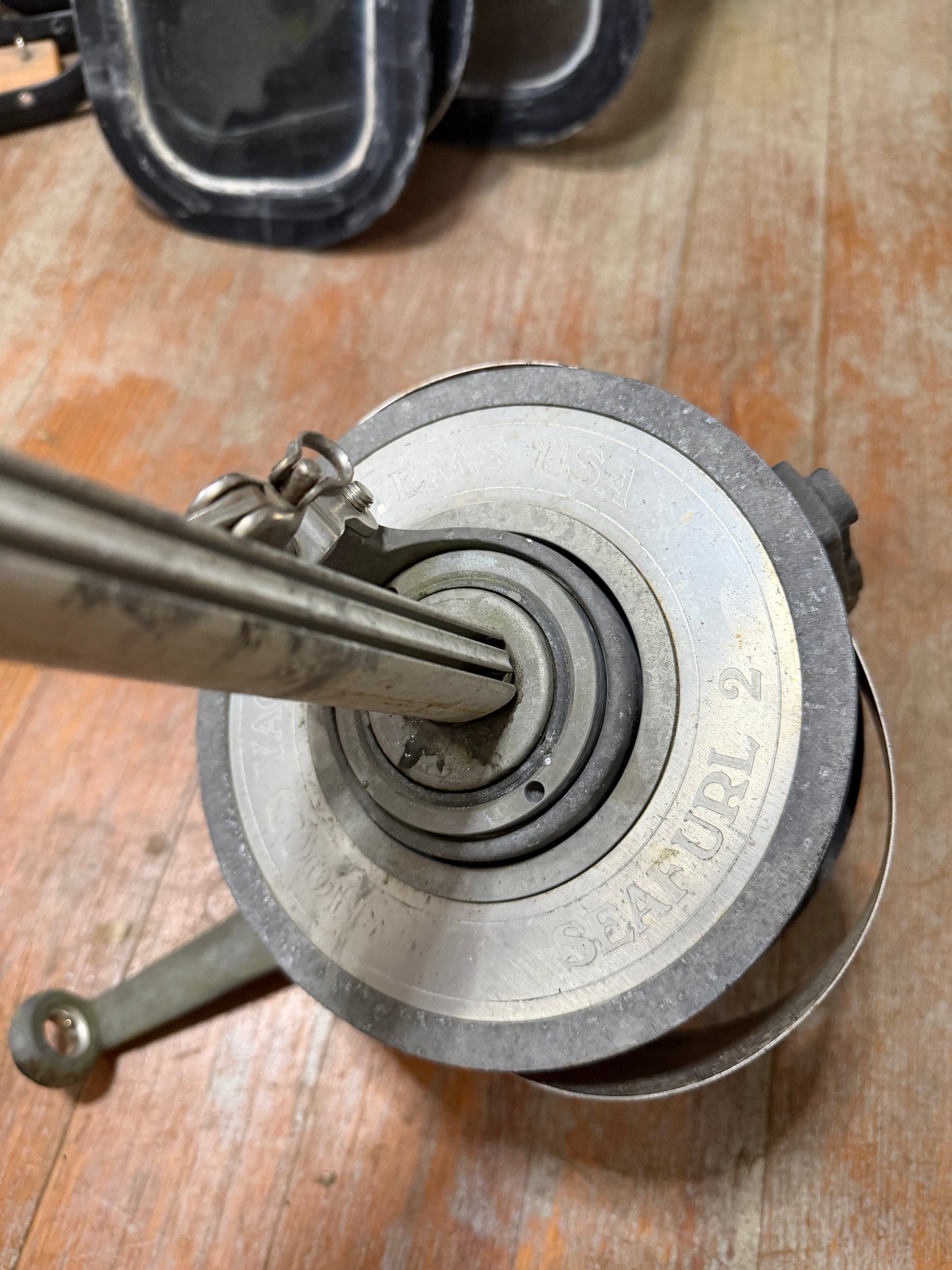 Seafurl 2 Roller Furling Drum With Upper Swivel and First Connecting Extrusion - PEARSON 323