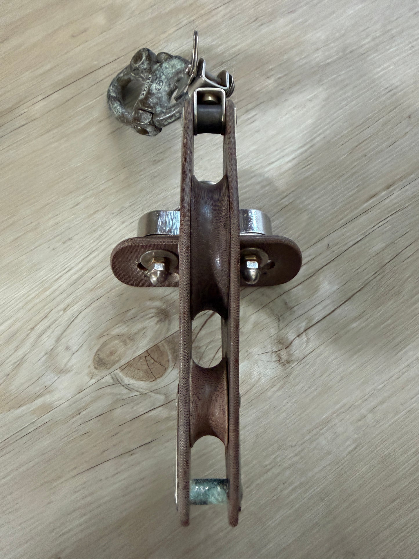 Tuphblox Fiddle Block With Schaefer Cam Cleat & Bronze Shackle - 3/8" Line