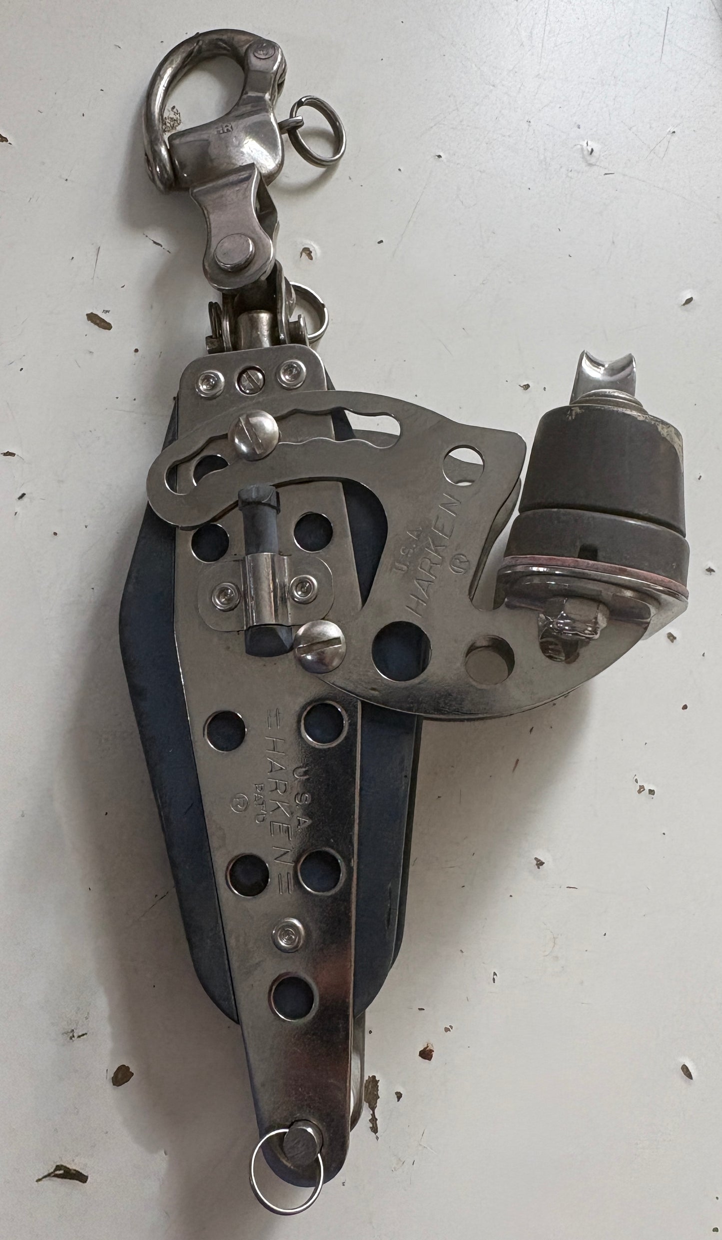 Harken Fiddle Hexaratchet Block with Swivel Shackle, Cam Cleat and Becket