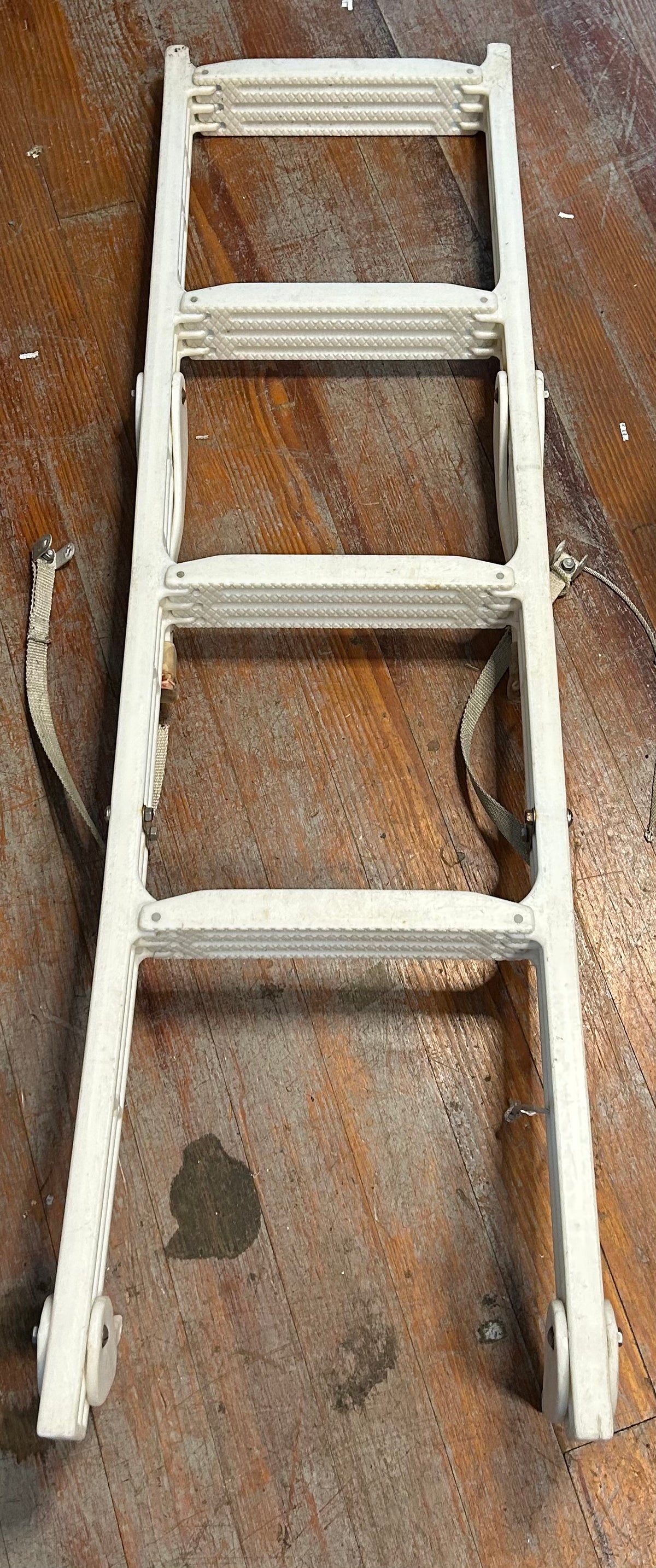 Collapsible Plastic Boat Ladder 51 5/8”
