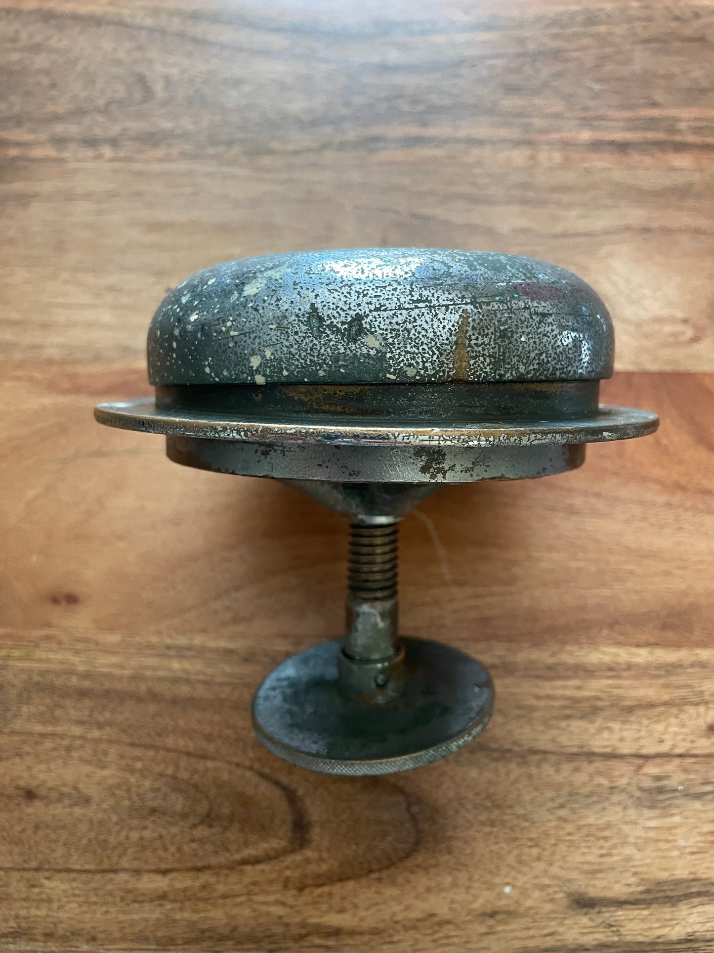 Vintage Bronze Mushroom Screw Open Vent- 5 1/2”