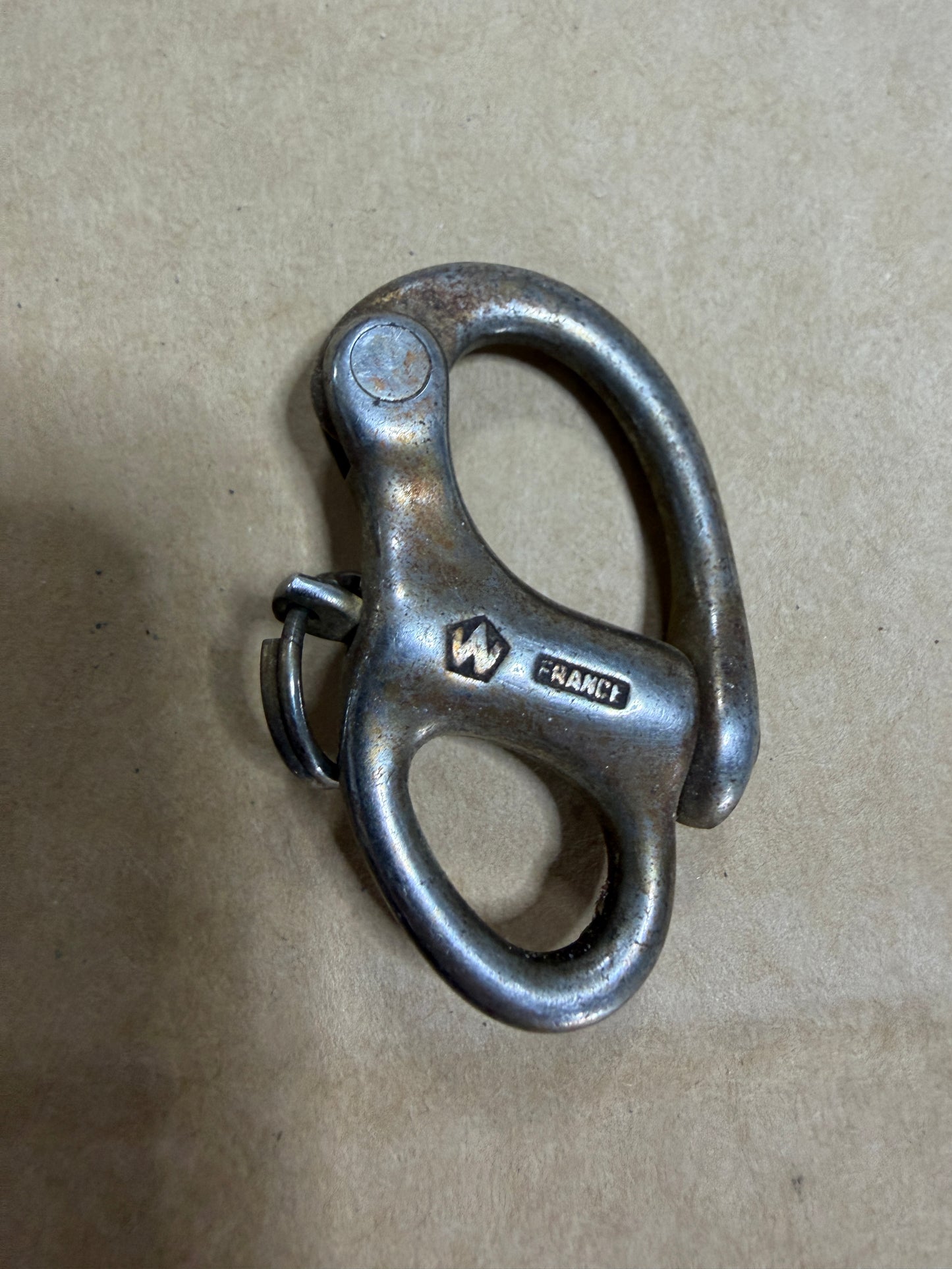 Small Wichard Fixed Bail Shackle - 5/16" x 5/8" Bail