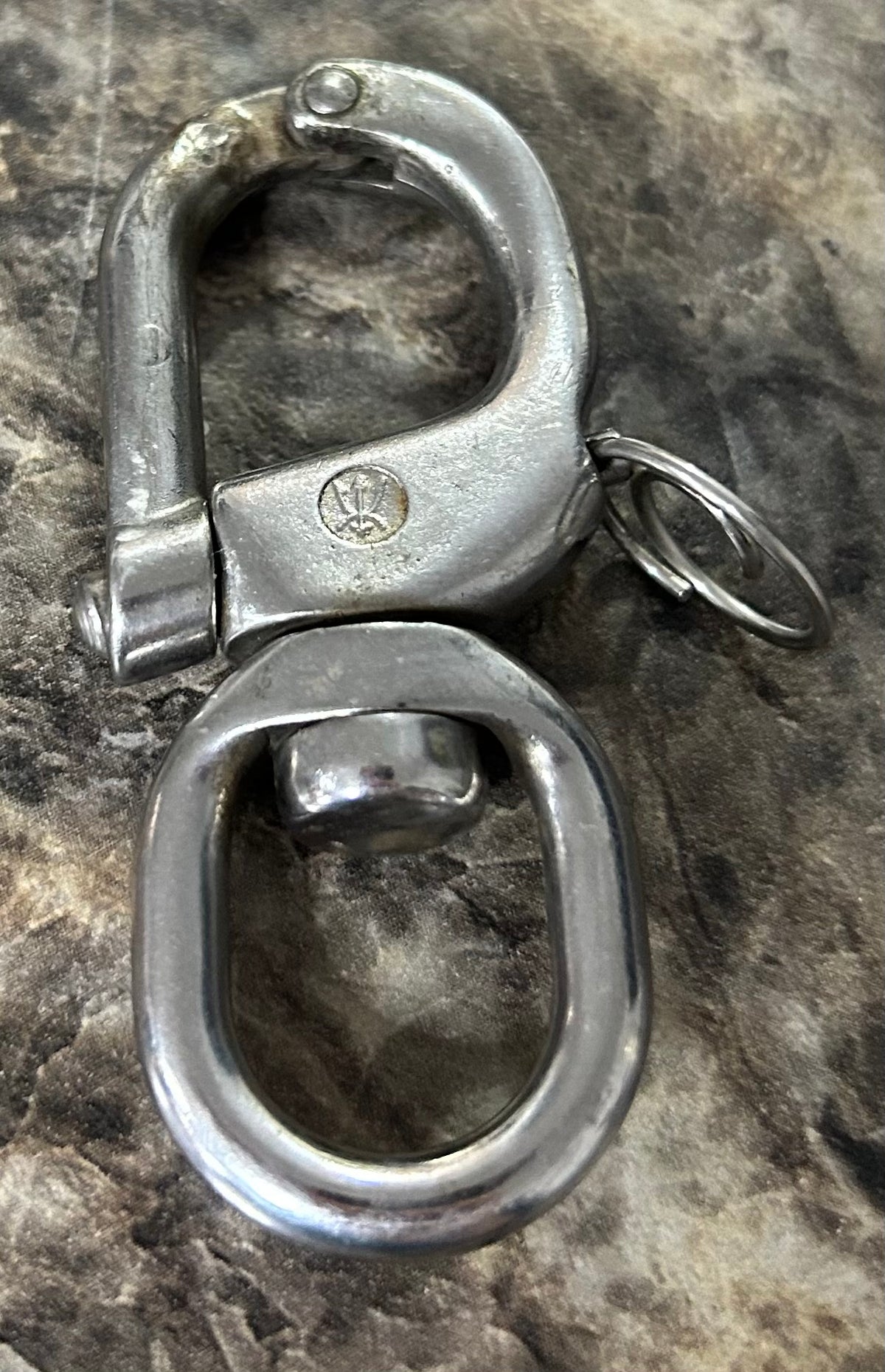 Merriman 5/8” Swivel Bail Shackle - 2 3/8"