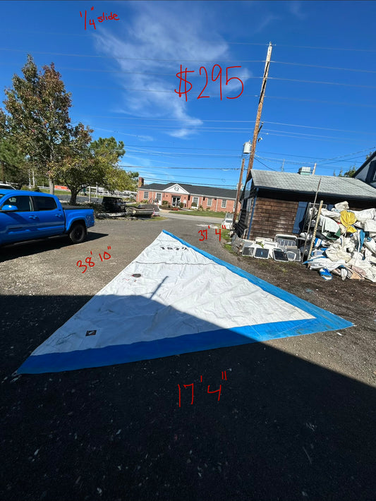 Roller Furling Sail 38’10” x 31’4” x 17’4” #1572
