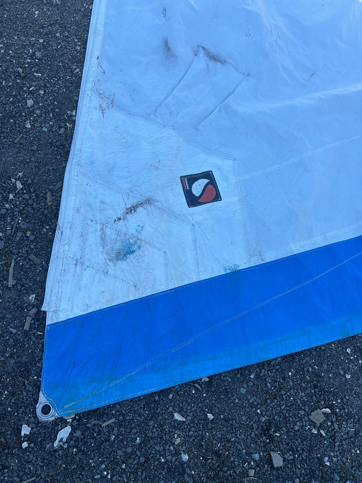 Roller Furling Sail 38’10” x 31’4” x 17’4” #1572