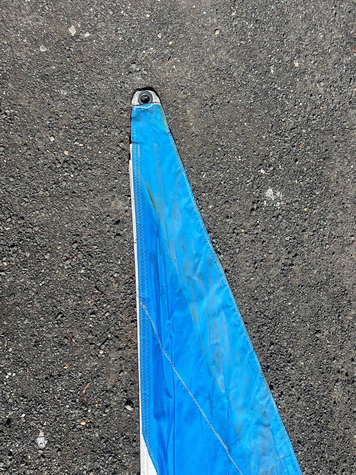 Roller Furling Sail 38’10” x 31’4” x 17’4” #1572