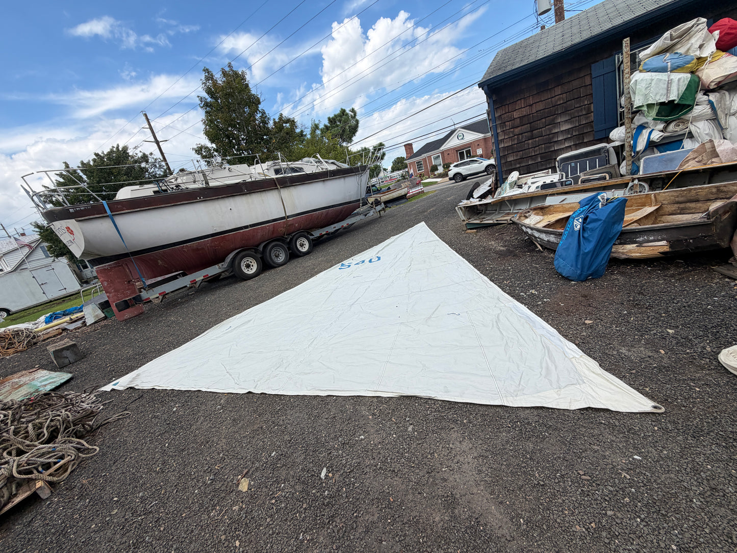 27'6" (Hank On Side) x 27'2" x 17'6" Headsail - 1964 Pearson Triton
