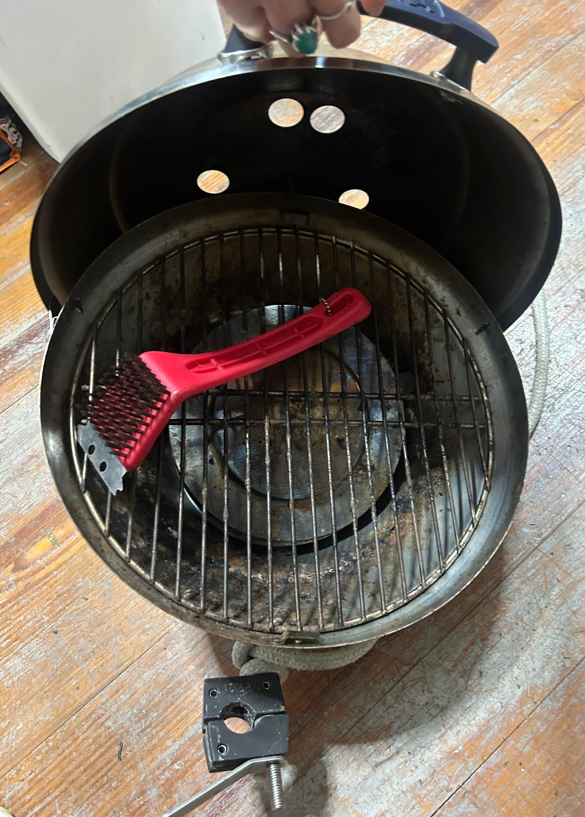 Magma Grill With Rail Mount Attachment and brush