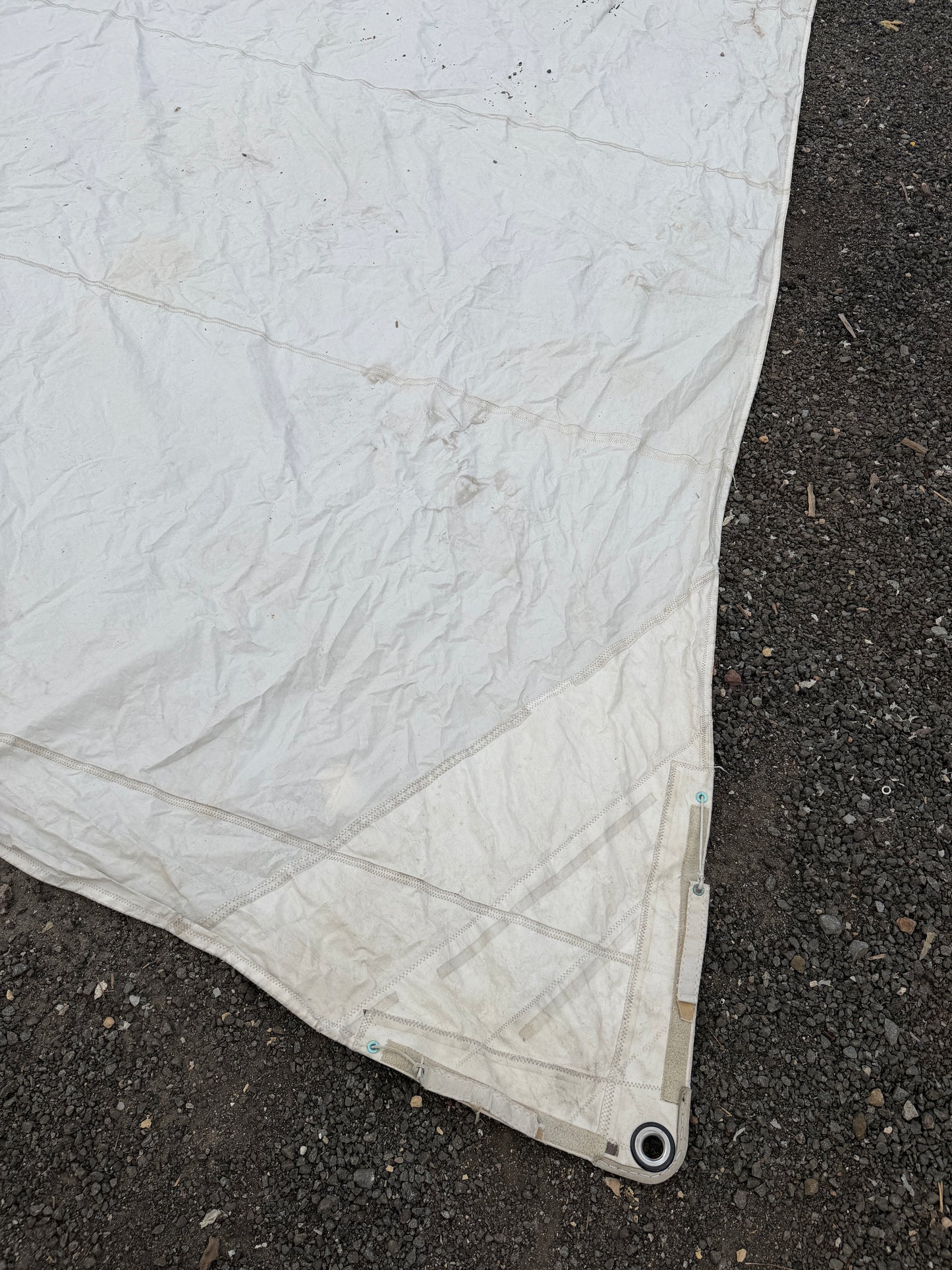 28'3" (3/16" Slide Side) x 27'4" x 16'3" - Hunter 25 Mainsail