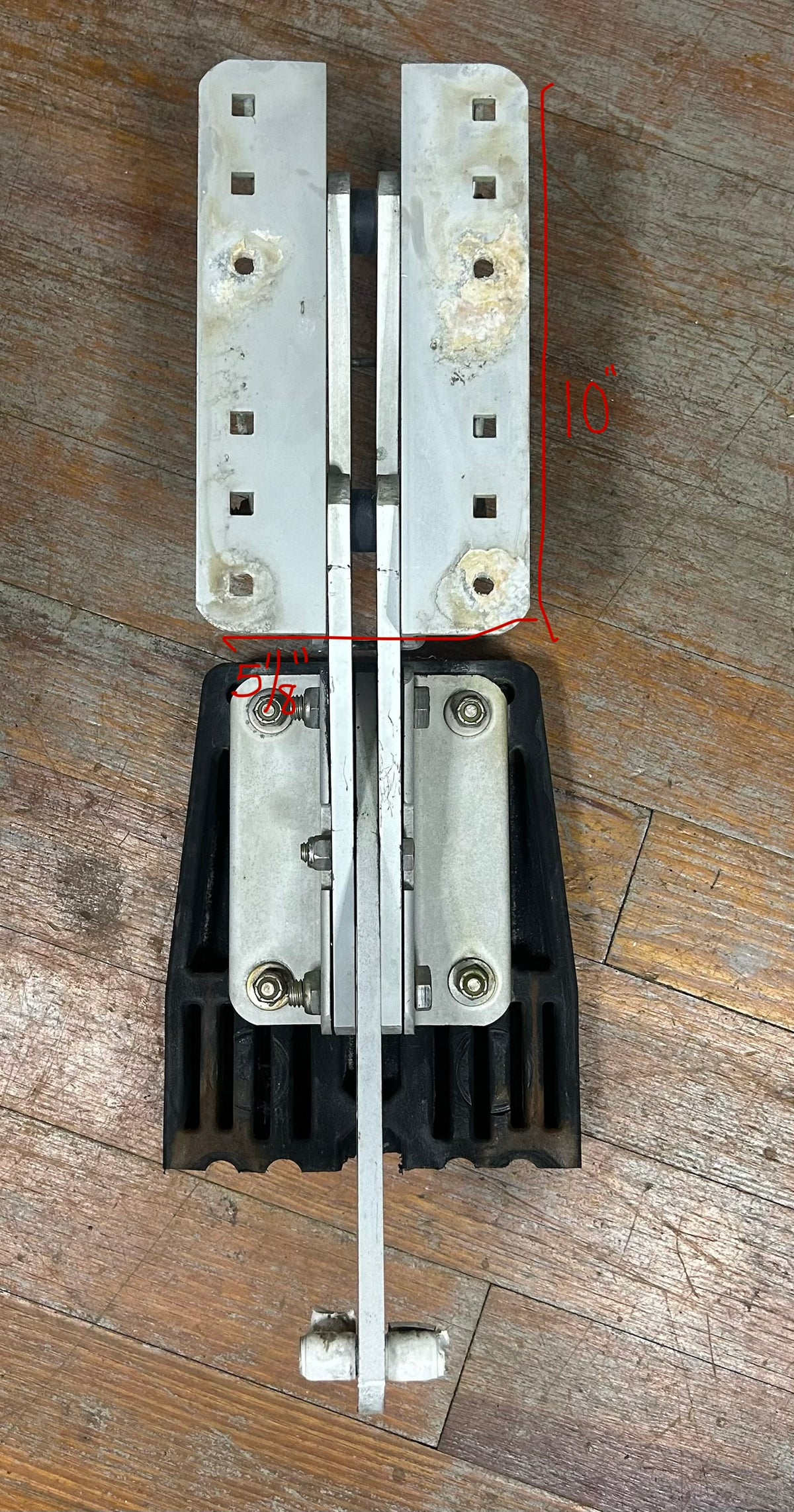 Motor/Engine Mount Cal24