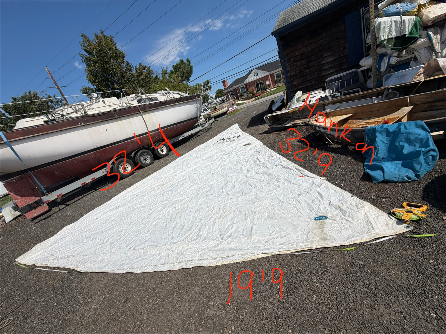 CAL 31 - .5oz Main Sail - 32'9" (Hank On Side) - 32'4" x 19'9"